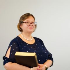 Ускова Елена